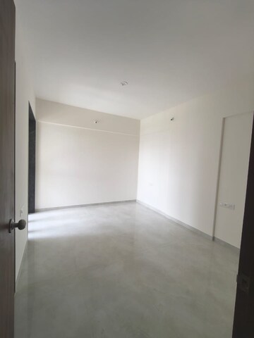 Room in 3 BHK Builder Floor at RR Lunkad 66 Avenue, Pimple Nilakh – for Rent