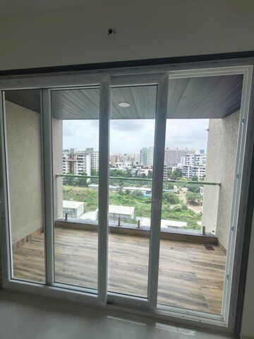 Room in 3 BHK Builder Floor at RR Lunkad 66 Avenue, Pimple Nilakh – for Rent