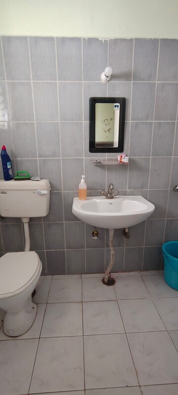 Bathroom in 2 BHK Independent House at Gomti Nagar – for Rent