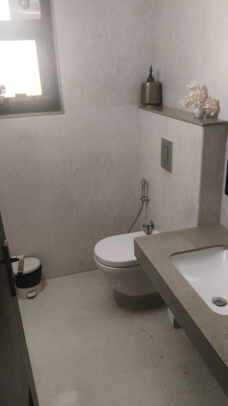 Attached Bathroom, embassy-grove 4 Bedroom 4324 Sq.Ft. Villa In Kodihalli Bangalore 9041797