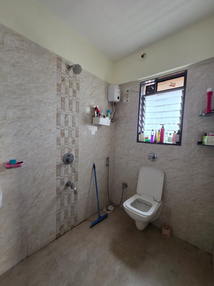 Bathroom, vakola Pg For Girls In Vakola 9041794