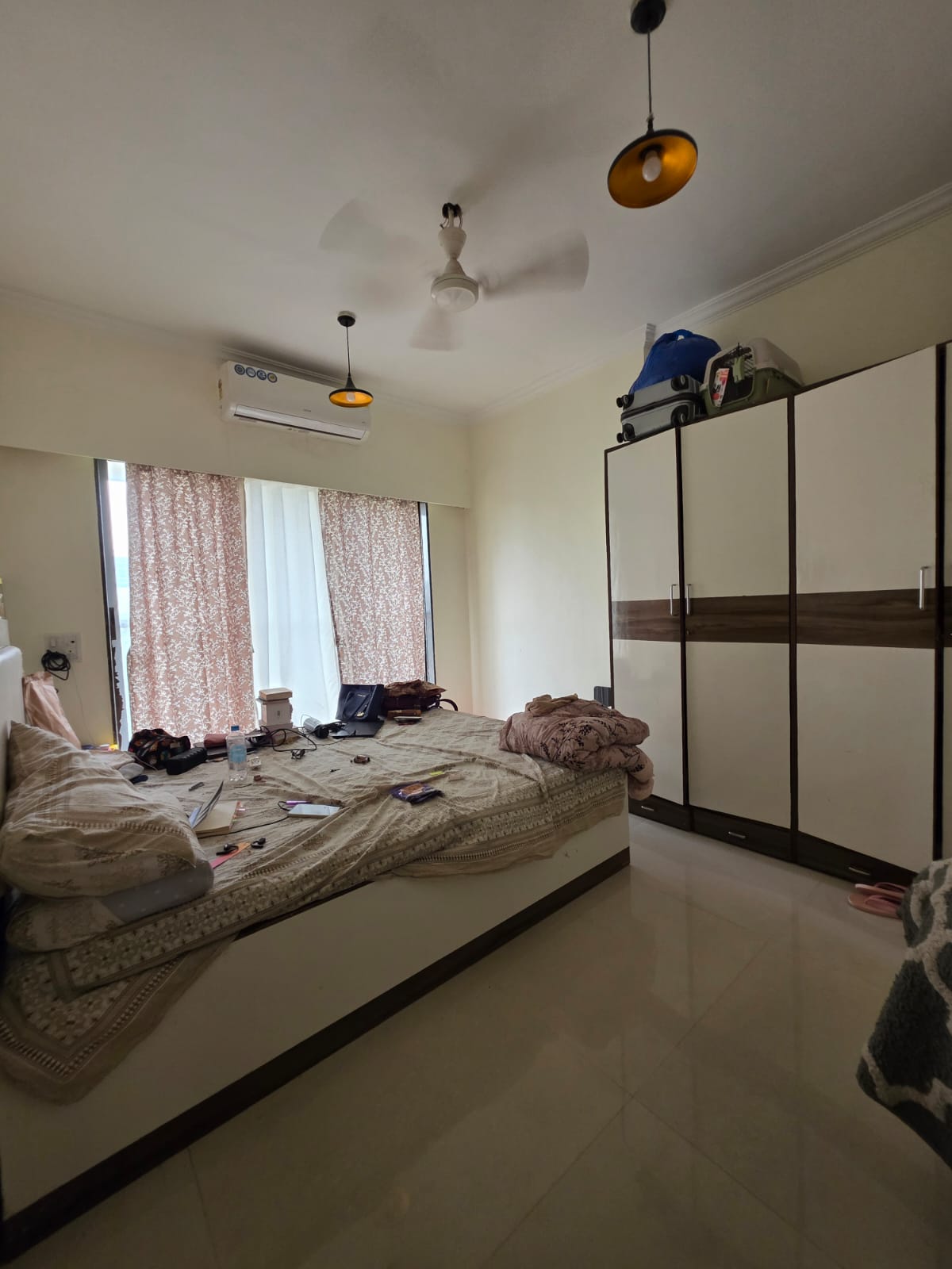 Pg For Rent in Santacruz East 