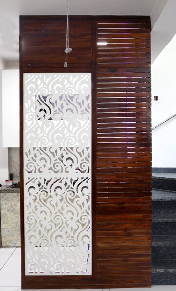 Room in 1.5 BHK Builder Floor at Pitampura – for Rent