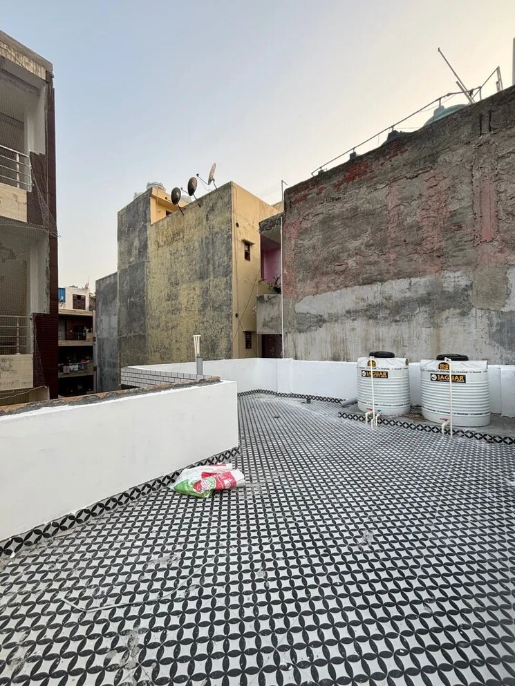 Exterior View, sa-homes-i 5 Bedroom 465 Sq.Ft. Independent House In Uttam Nagar Delhi 9041809