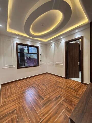 Room in 5 BHK Independent House at SA HOMES I, Uttam Nagar – for Sale