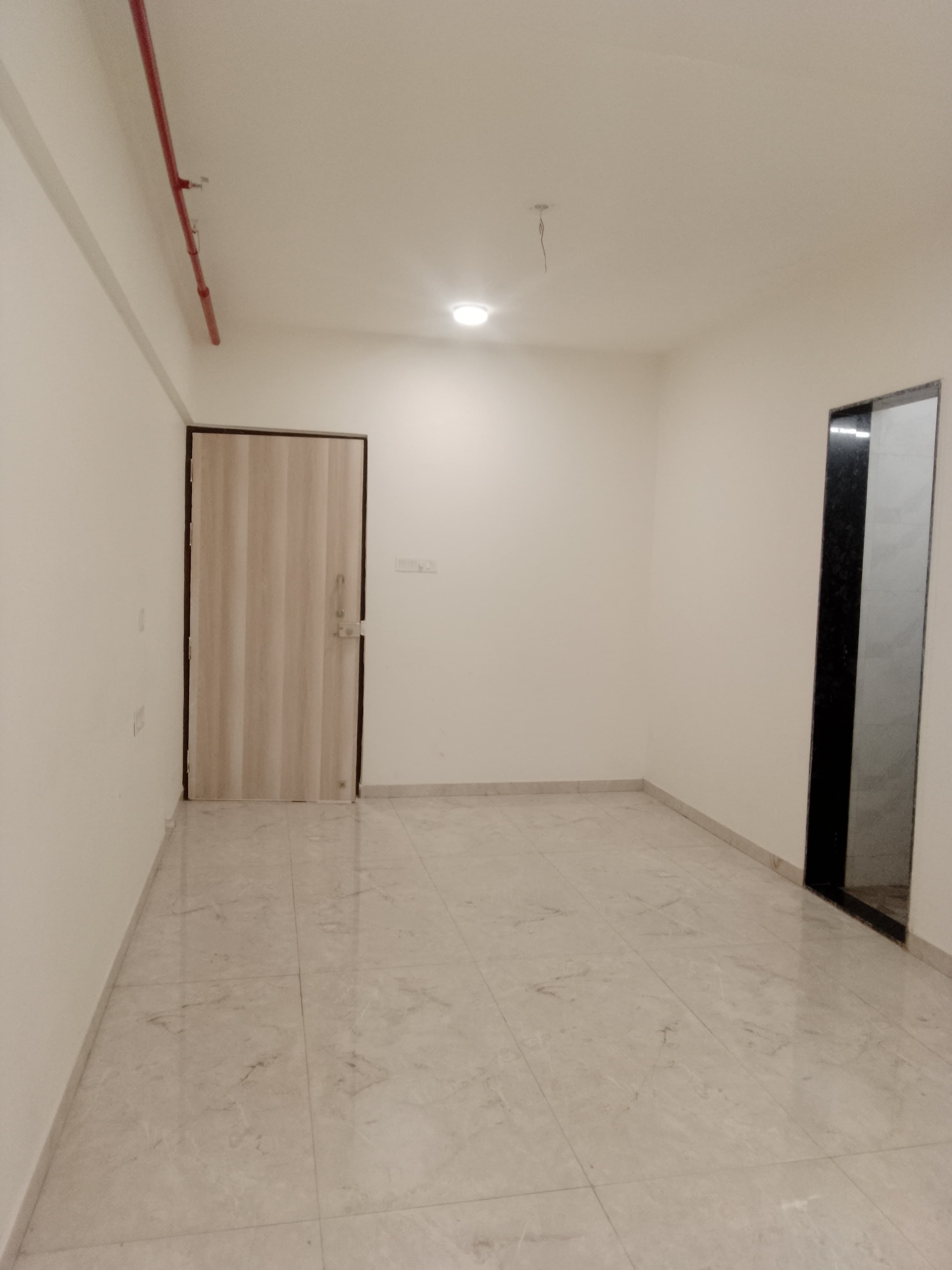 2 BHK Apartment For Sale in Paton Tower Lokhandwala R