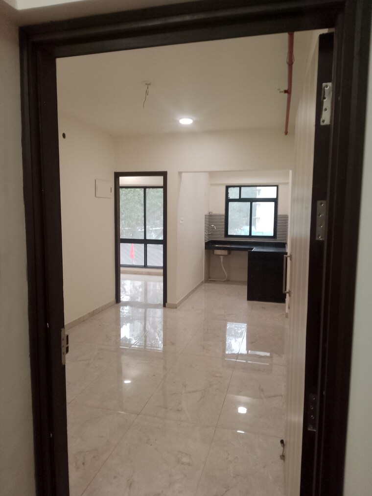 Room, kandivali east 2 Bedroom 651 Sq.Ft. Apartment In Kandivali East Mumbai 9041811