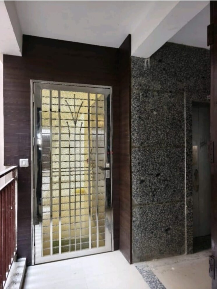 Balcony, amolik-sankalp 3 Bedroom 750 Sq.Ft. Apartment In Sector 85 Faridabad 9041828