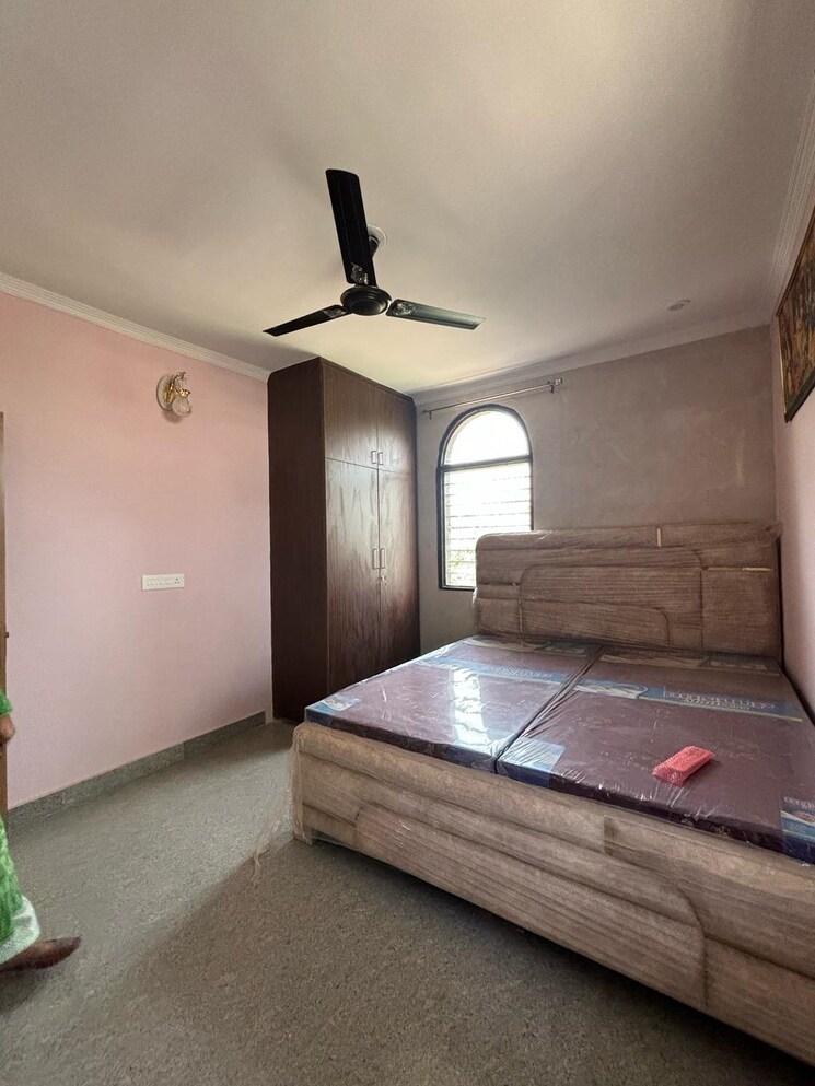 Bedroom, sector 40 3 Bedroom 2000 Sq.Ft. Builder Floor In Sector 40 Gurgaon 9041837