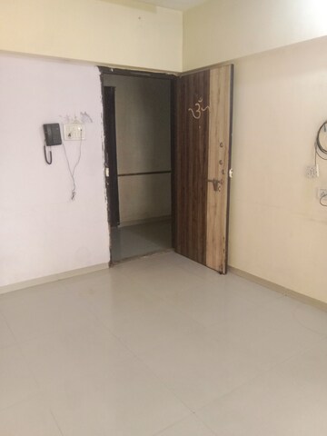 Room in 1 BHK Apartment at Unicorn Global Arena, Naigaon East – for Rent