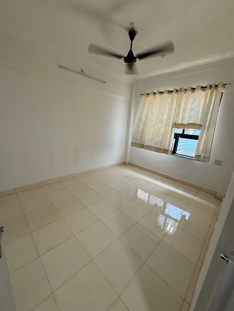 Living Room, prem-karan-complex 3.5 Bedroom 3200 Sq.Ft. Villa In Mira Road Thane 9041850