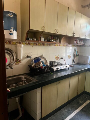 Kitchen in 3 BHK Builder Floor at Sector 40 – for Rent