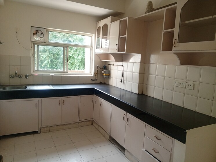 Kitchen, omaxe-the-olive-heights 4 Bedroom 2500 Sq.Ft. Apartment In Sector 56 Gurgaon 9041879