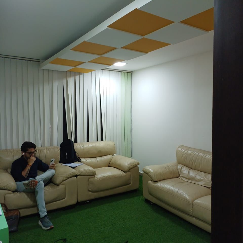 Office Space For Rent in Jkl Complex 