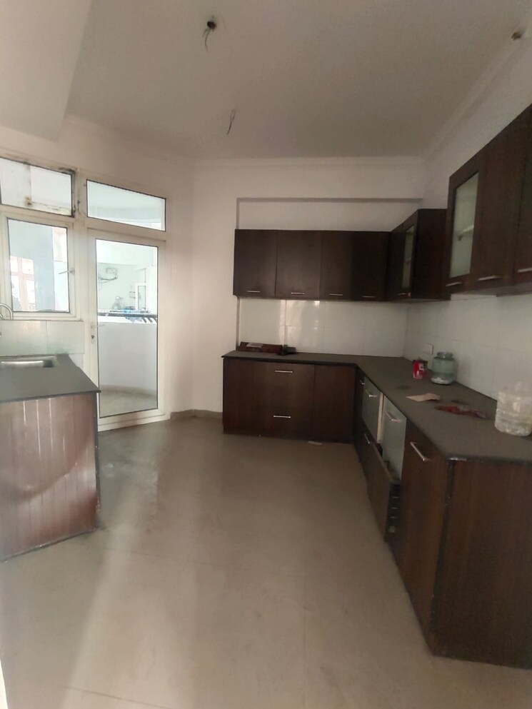 Kitchen, ramprastha-pearl-court 3 Bedroom 1900 Sq.Ft. Apartment In Vaishali Sector 7 Ghaziabad 9041938
