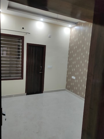 3 BHK Apartment For Rent in Guru Nanak Enclave, Dhakoli