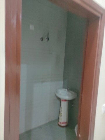 Bathroom in 3 BHK Apartment at Guru Nanak Enclave, Dhakoli – for Rent