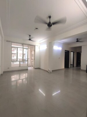 3 BHK Apartment For Sale in Ramprastha Pearl Court, Vaishali Sector 7
