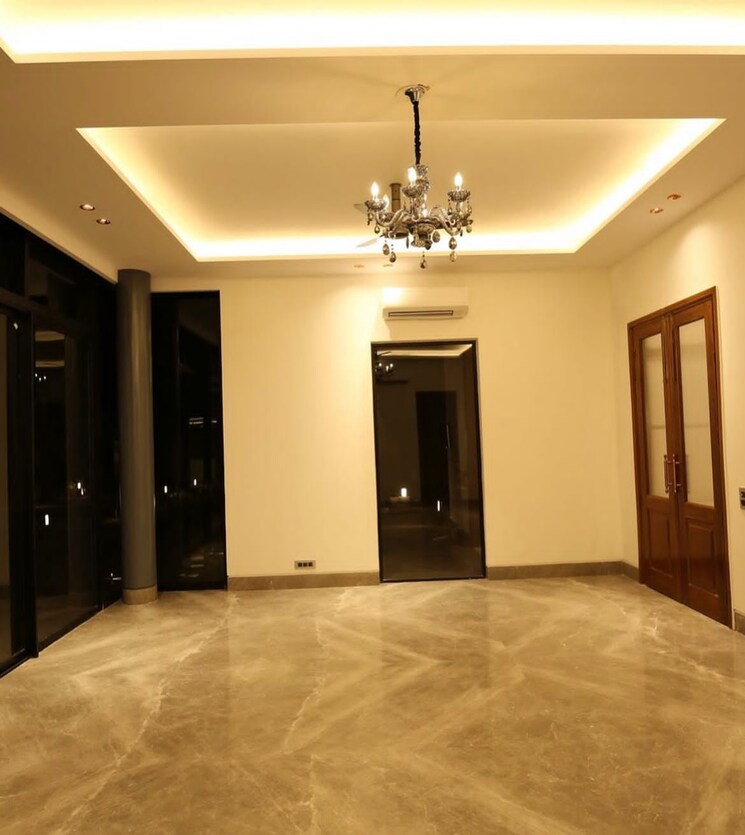 Room, dera mandi 5 Bedroom 1 Acre Villa In Dera Mandi Delhi 9041984