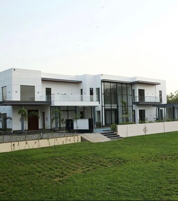 5 BHK Villa – Exterior View View at Dera Mandi - for Rent