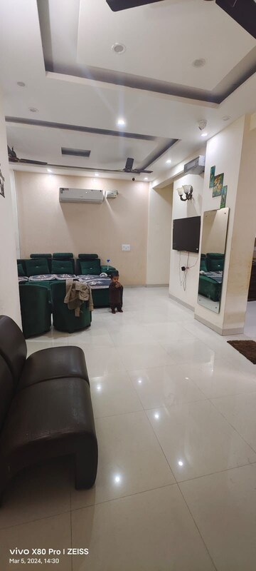 Team Area in 3 BHK Apartment at Alliance The Eminence, Singhpura – for Rent