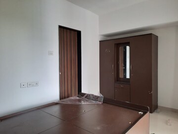 Room in 2 BHK Apartment at Nirman Abhilasha, Lohgaon – for Rent