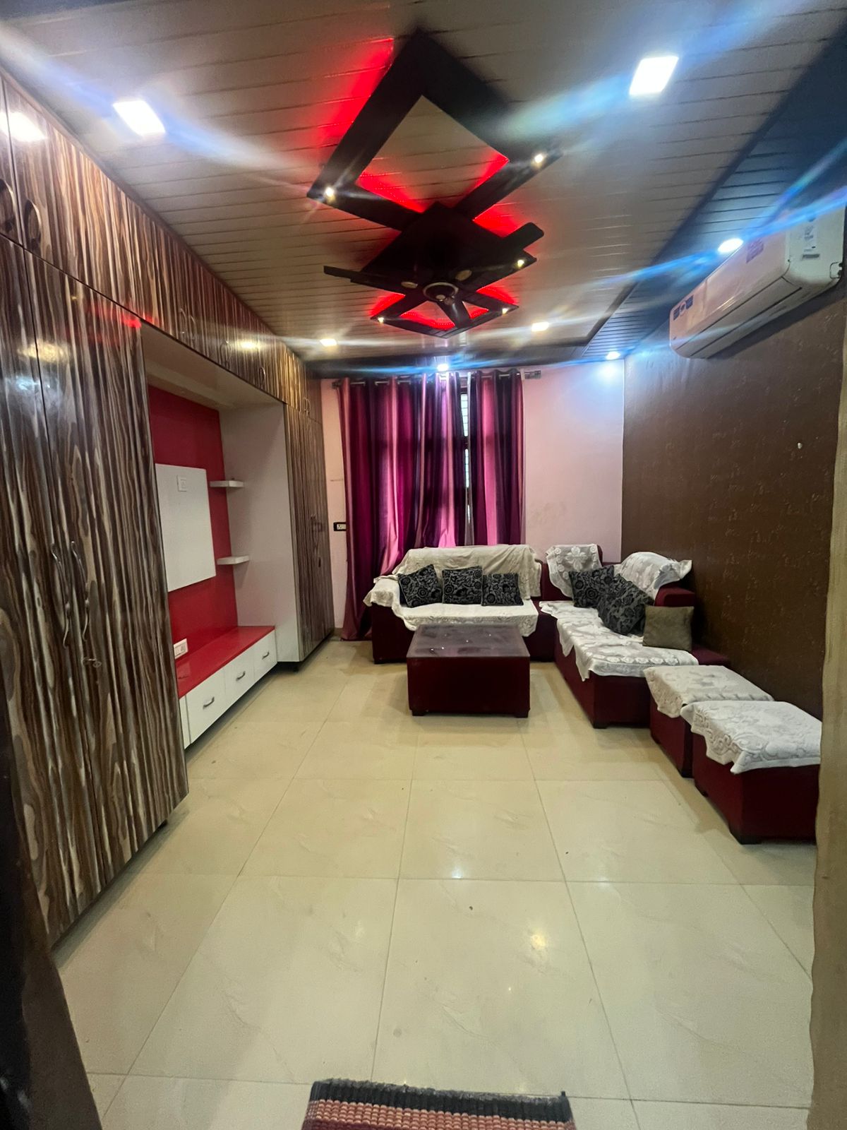 3 BHK Builder Floor For Rent in Dwarka Mor