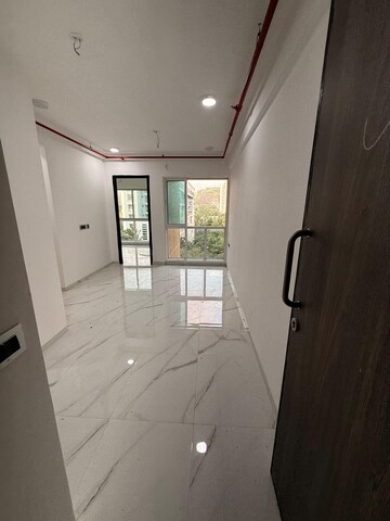 Room in 1 BHK Apartment at Nahar Amaryllis Towers and Plaza, Chandivali – for Rent