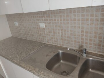 Bathroom in 3 BHK Apartment at DLF The Skycourt, Sector 86 – for Rent