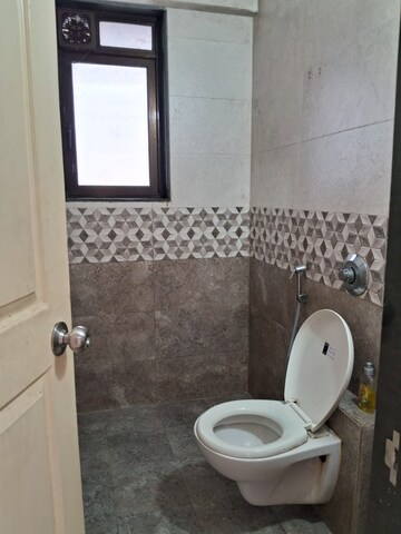Bathroom in 3 BHK Apartment at Prabhat Kunj Apartment, Santacruz East – for Rent