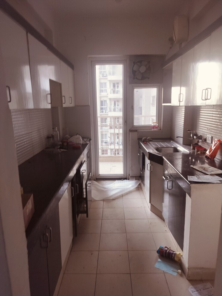 Kitchen, mapsko-paradise 3 Bedroom 1340 Sq.Ft. Apartment In Sector 83 Gurgaon 9042141