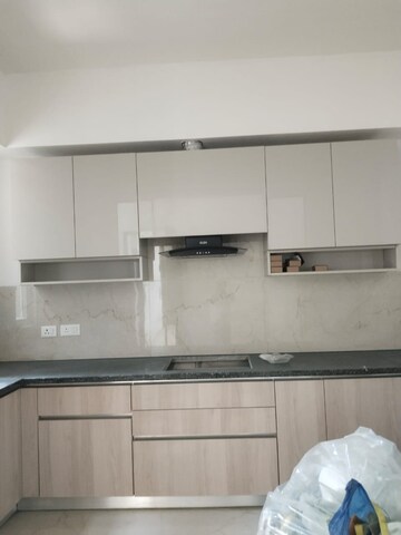 Furnished Amenities in 3 BHK Apartment at Adani Samsara, Sector 60 – for Rent
