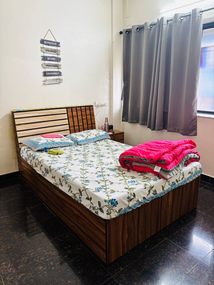 Bedroom, vile parle east Pg For Girls In Vile Parle East 9042254