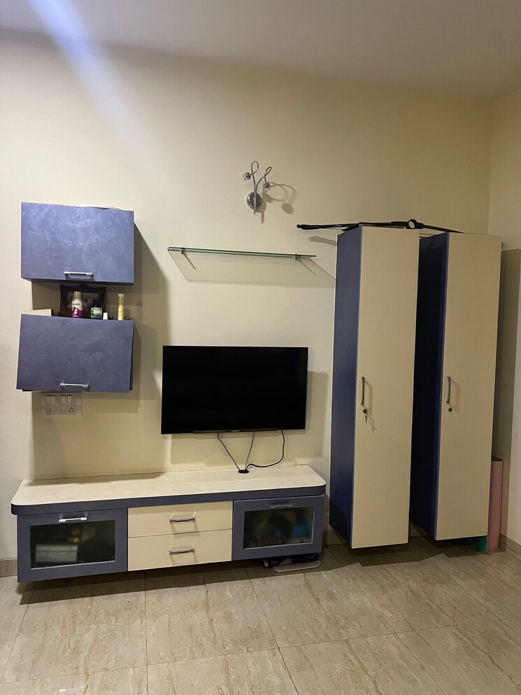 Room, sampigehalli 6+ Bedroom 6500 Sq.Ft. Independent House In Sampigehalli Bangalore 9042249