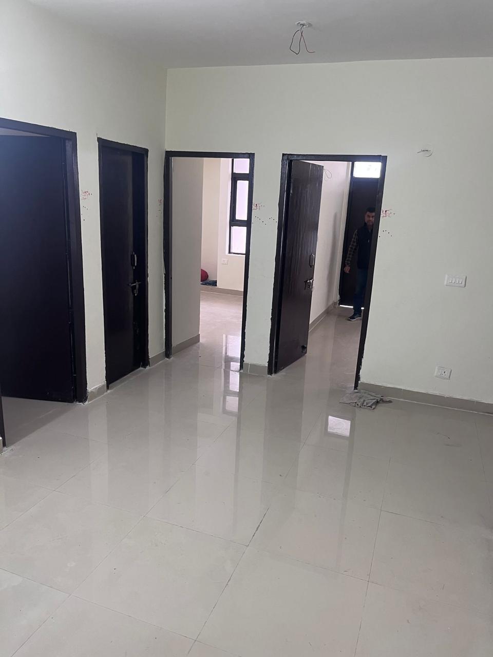 3 BHK + Pooja Room Apartment For Rent in Amolik Sankalp
