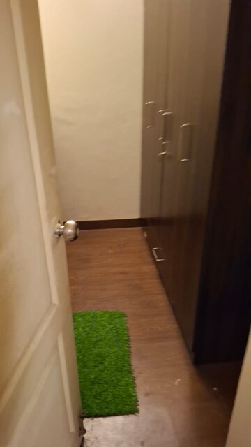 Room in 3 BHK Penthouse at Raheja Vedaanta, Sector 108 – for Rent