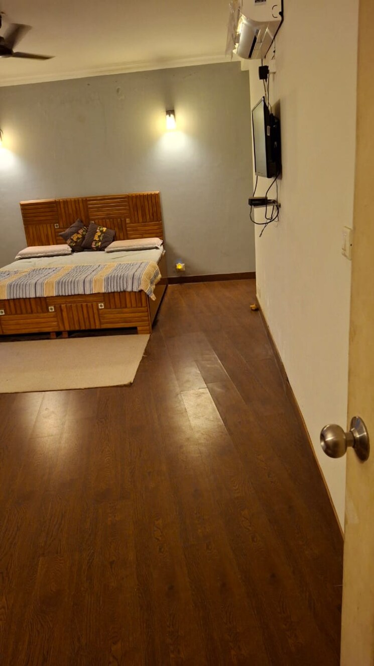 Kitchen, raheja-vedaanta 3 Bedroom 2393 Sq.Ft. Penthouse In Sector 108 Gurgaon 9042331