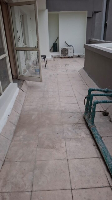 Balcony in 3 BHK Penthouse at Raheja Vedaanta, Sector 108 – for Rent
