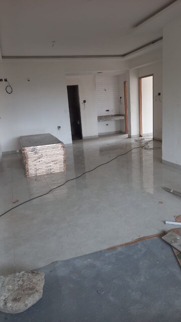 Room in 3 BHK Apartment at Caranzalem – for Sale