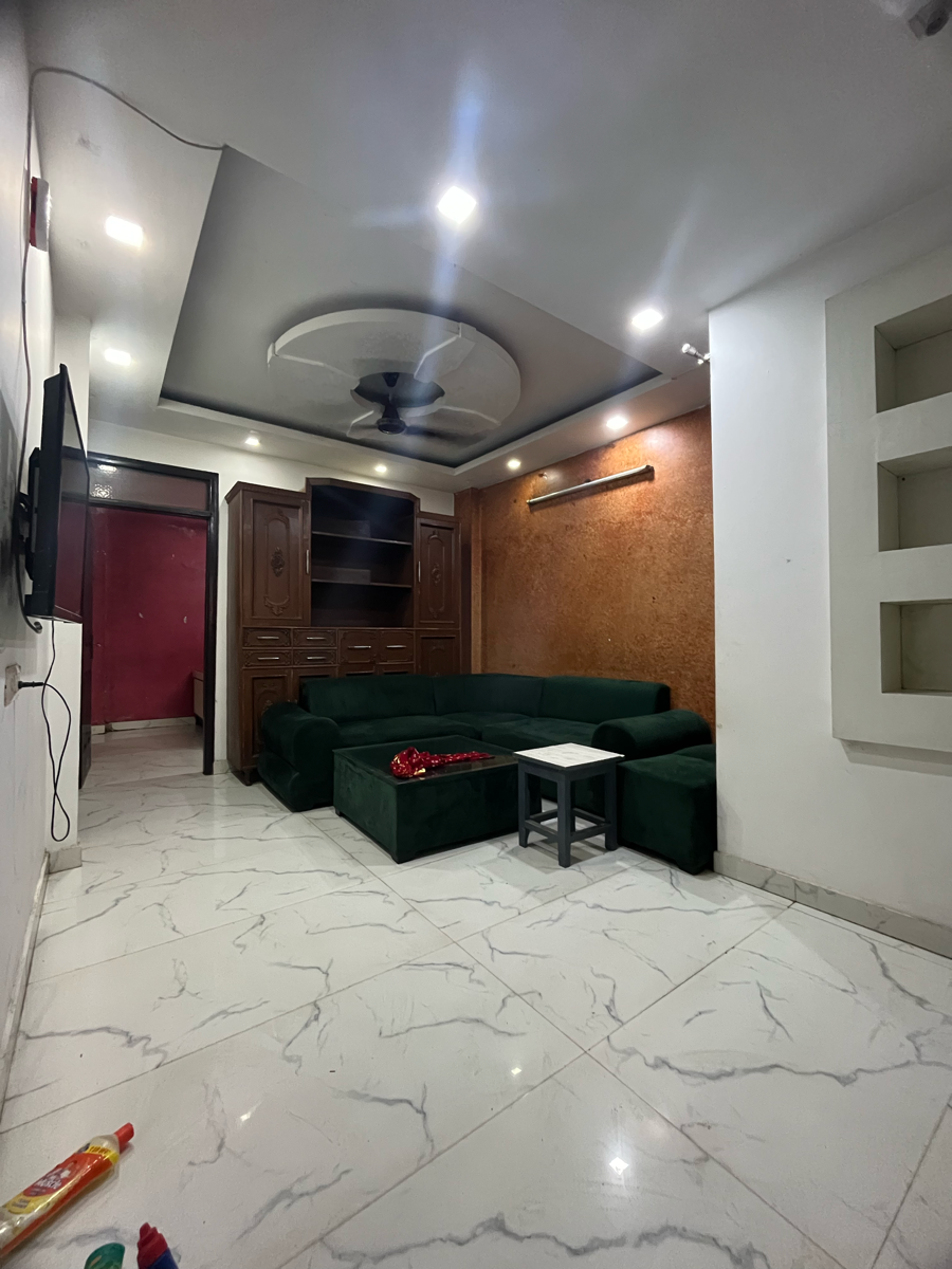 2 BHK Builder Floor For Rent in Saket
