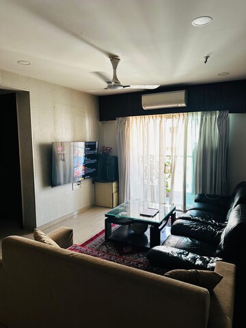 Living Room in 2 BHK Apartment at Sheth Vasant Oasis, Andheri East – for Rent