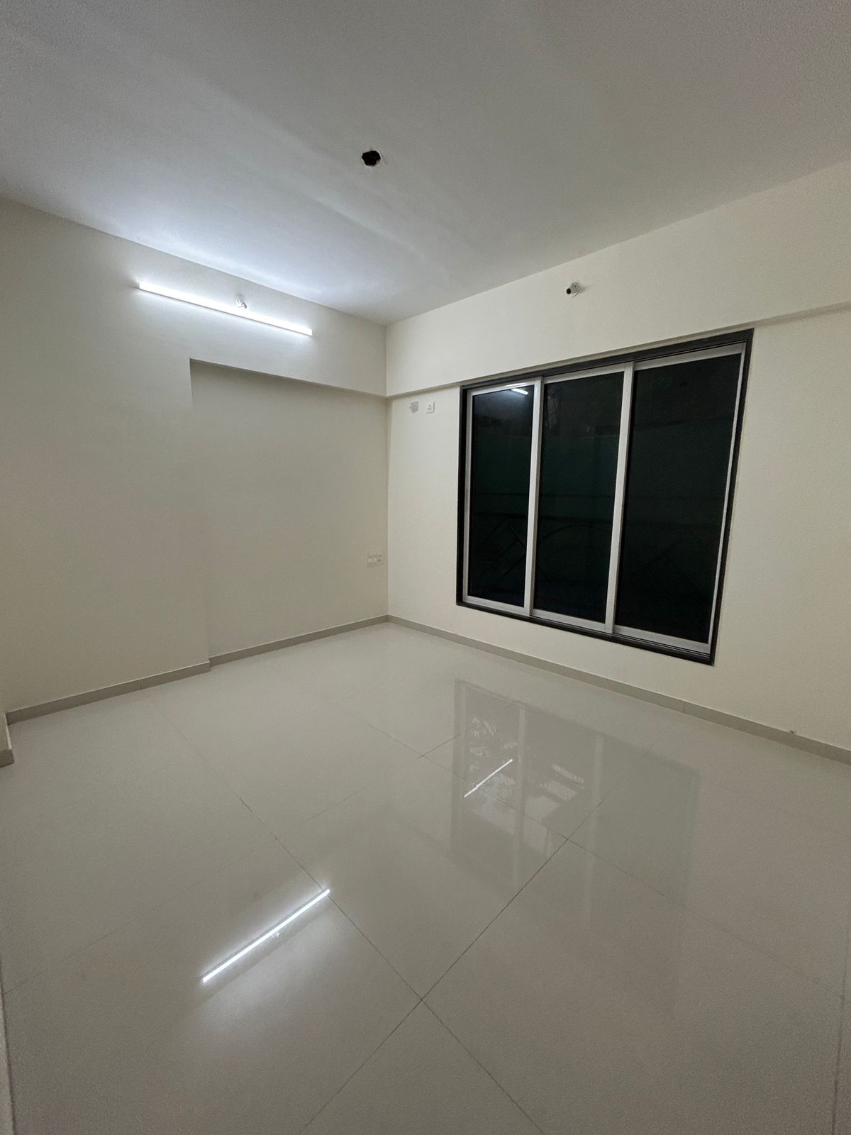 1 BHK + Pooja Room,Servant Room,Study Room,Extra Room 419 Sq.Ft. Apartment in Nisarg CHS Goregaon East