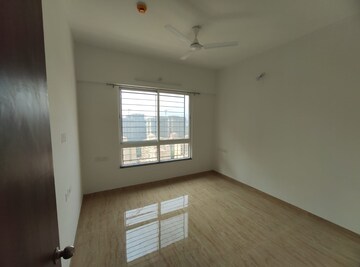 Room in 1 BHK Apartment at VTP Leonara, Mahalunge – for Rent