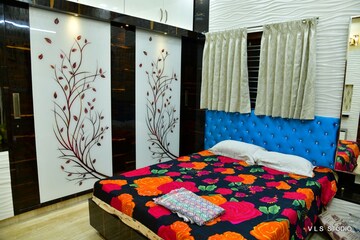 Bedroom in 5 BHK Builder Floor at Btm Layout Stage 2 – for Rent
