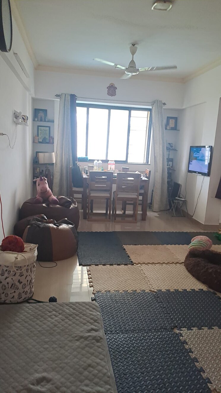 Living Room, gera-foliage 2 Bedroom 1000 Sq.Ft. Apartment In Viman Nagar Pune 9042263