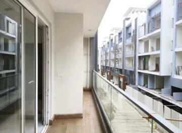 Balcony in 3.5 BHK Builder Floor at Smart World Gems, Sector 89 – for Rent