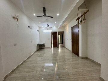 Room in 3 BHK Independent House at Puri Kohinoor, Sector 89 – for Rent