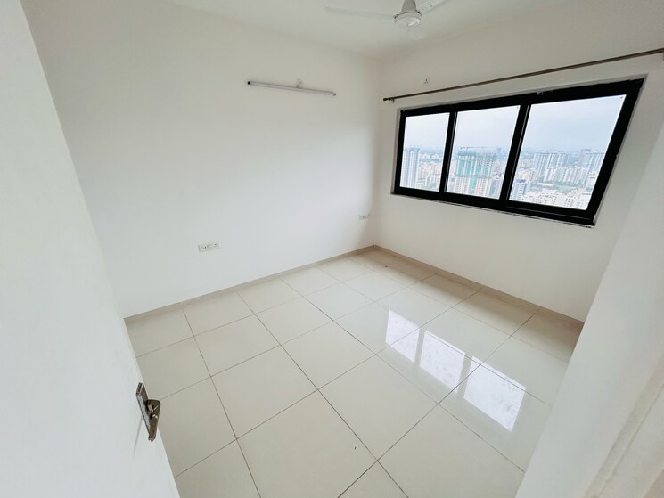 Room, amanora-gold-towers 2 Bedroom 750 Sq.Ft. Apartment In Amanora Park Town Pune 9042464