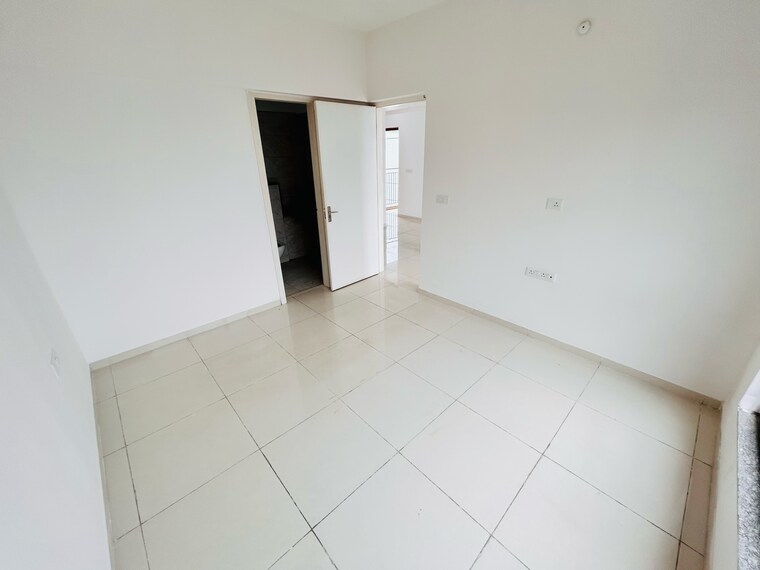 Room, amanora-gold-towers 2 Bedroom 750 Sq.Ft. Apartment In Amanora Park Town Pune 9042464