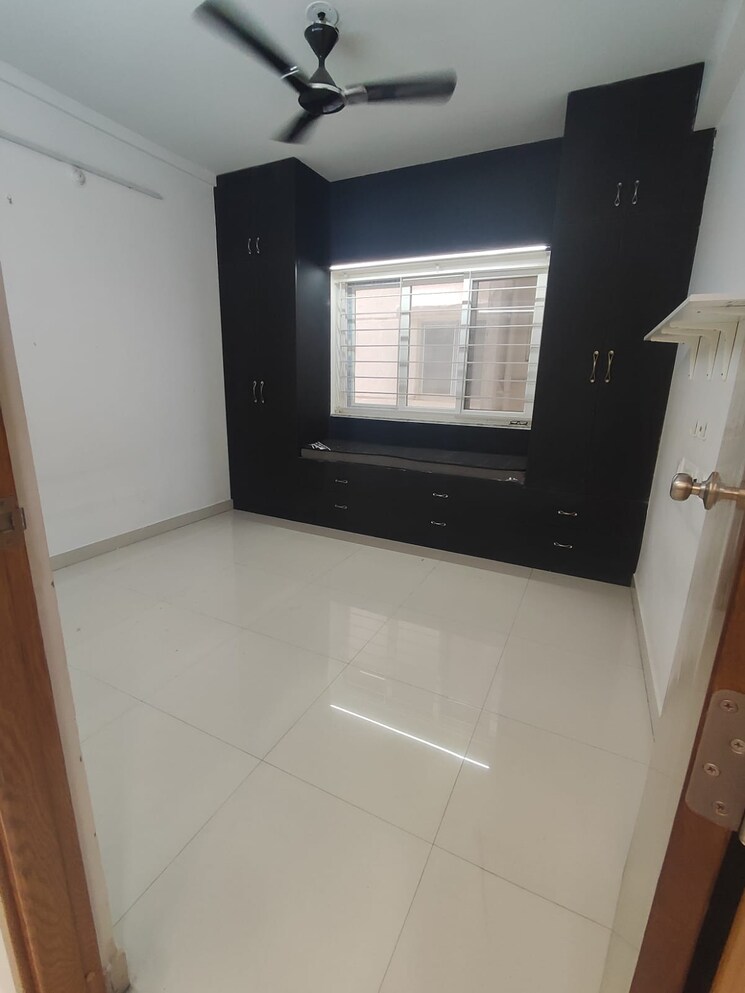 Bedroom, jagruthi-praneeths-jaagruthi-elite 3 Bedroom 1753 Sq.Ft. Apartment In Kollur Hyderabad 9042495